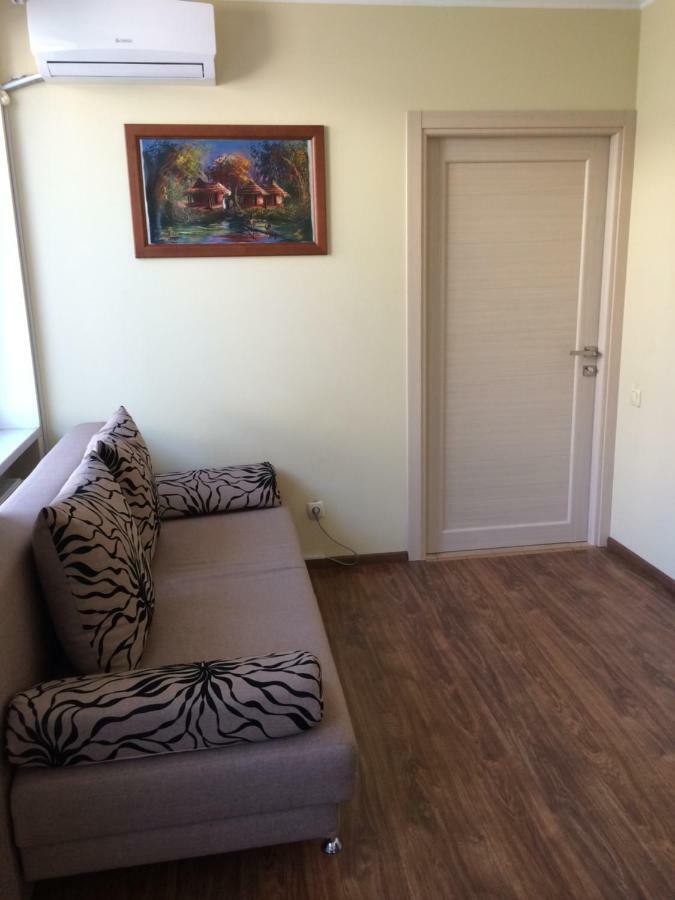 Room In The Guest House Odessa Dış mekan fotoğraf