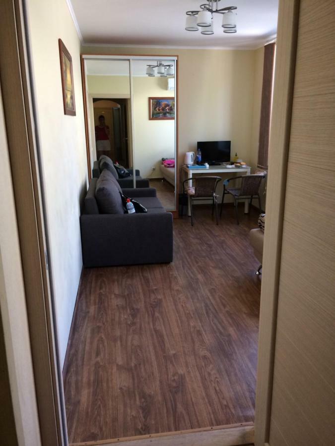 Room In The Guest House Odessa Dış mekan fotoğraf